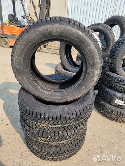 Gislaved Nord Frost 200 SUV ID 235/65 R17 108T