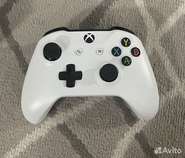 Игровая приставка Xbox One S 1TB + Игры