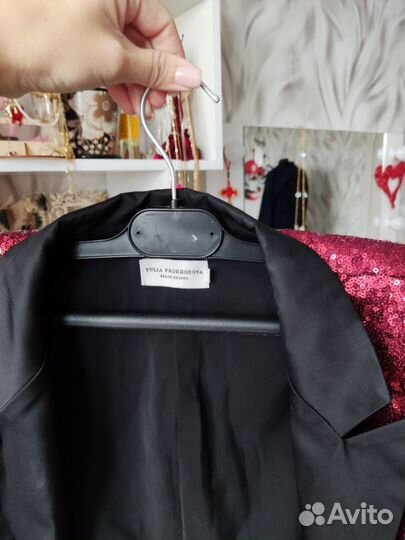 Платье с пайетками вечернее