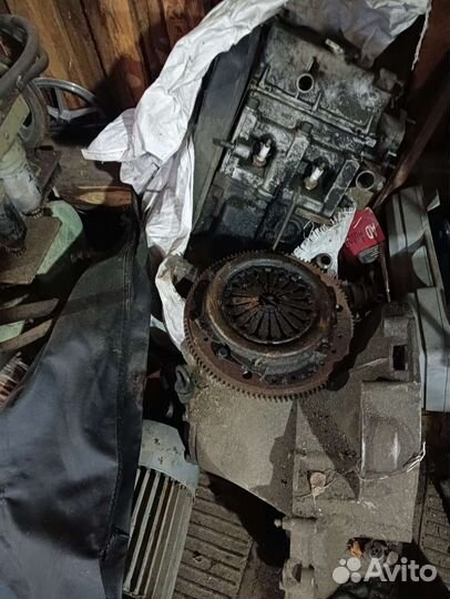 Двигатель с кпп Ока