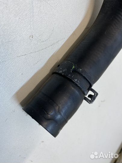 Патрубок радиатора верхний LADA largus 1.6