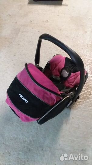Автокресло Recaro с креплением izofix (изофикс)