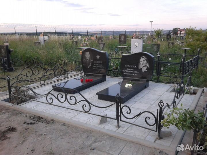 Памятники любой сложности. Тротуарная плитка