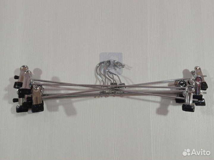 Набор вешалок для брюк и юбок