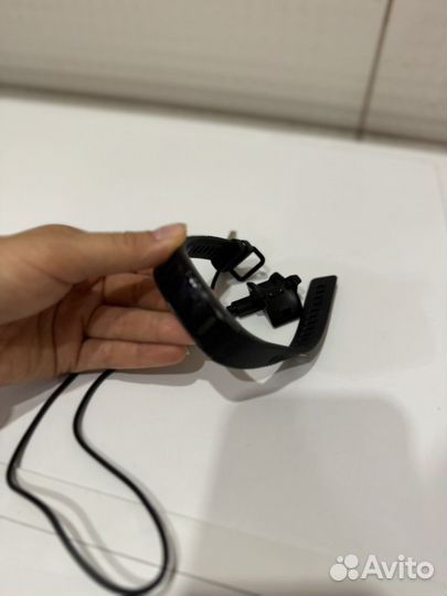 Huawei band 4 pro