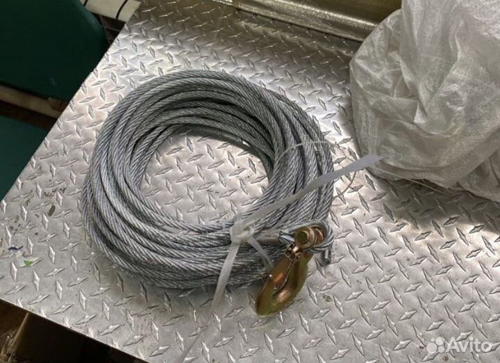 Трос Лебедки стальной 10мм 20-25 м новый с крюком