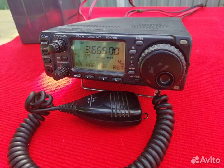 Радиолюбительская радиостанция ic706