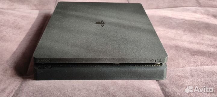 Игровая приставка Sony PlayStation 4 Slim Pro 1Тб