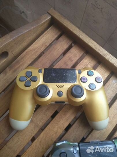 Джойстик PS4 три цвета