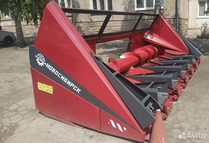 Жатка для уборки подсолнечника наш 673-25