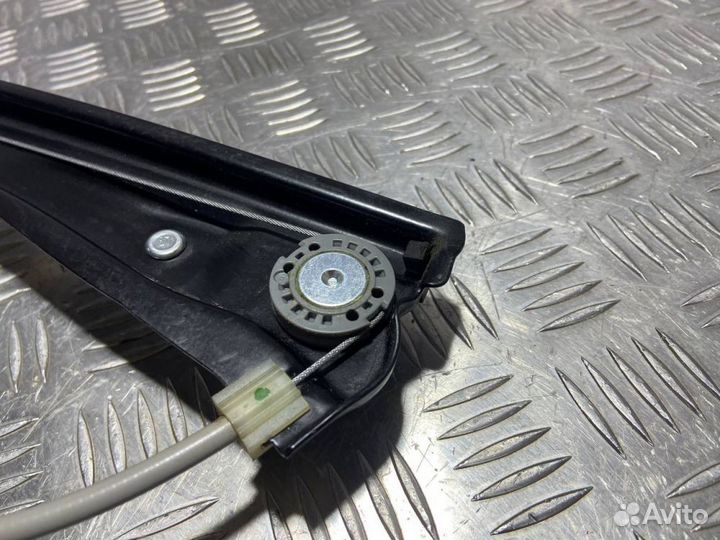 Стеклоподъемник Volkswagen Tiguan 2