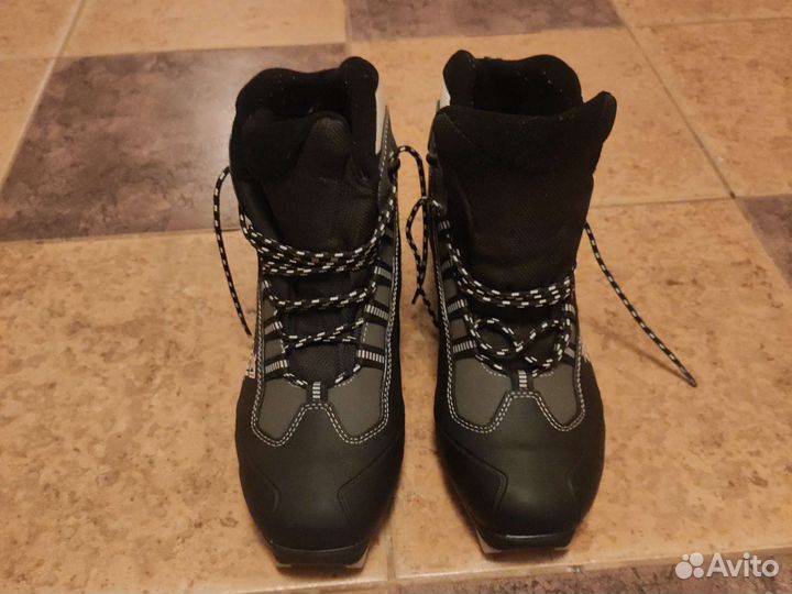 Лыжные ботинки Rossignol X1