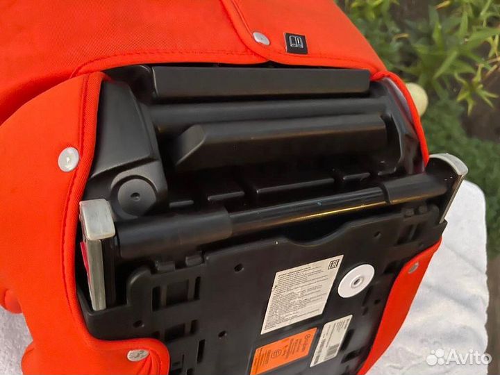 Автокресло десткое Cybex Juno 2-Fix