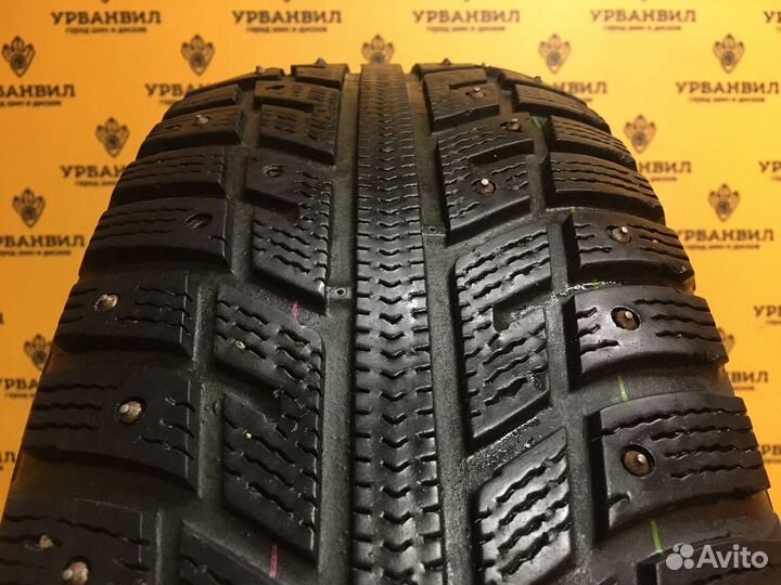 Kumho I'Zen KW22 215/65 R16 98T