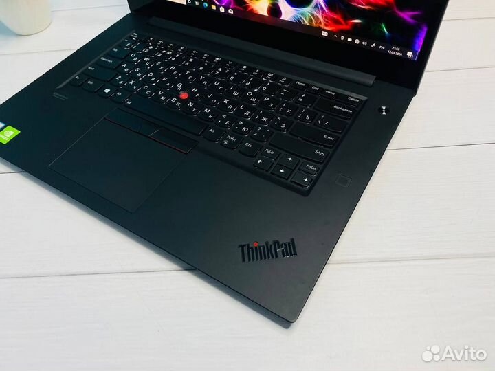 Lenovo ThinkPad P1 Gen 2 I9-9880H Quadro T2000