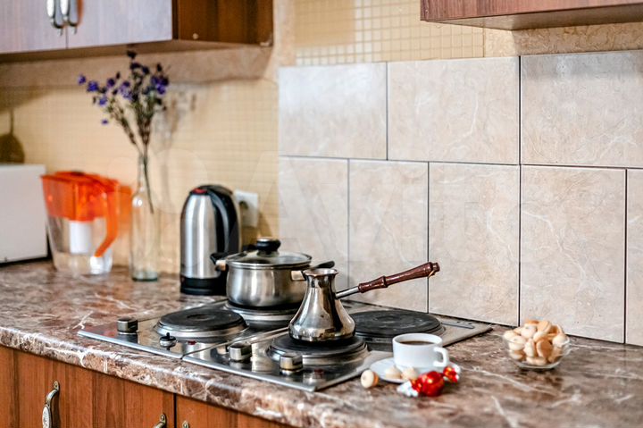 2-к. квартира, 83 м², 1/3 эт.