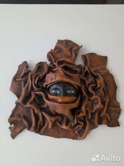 Маска коллекционная бедуин из верблюжей кожи