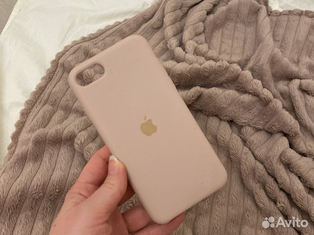 Чехол на iPhone 7