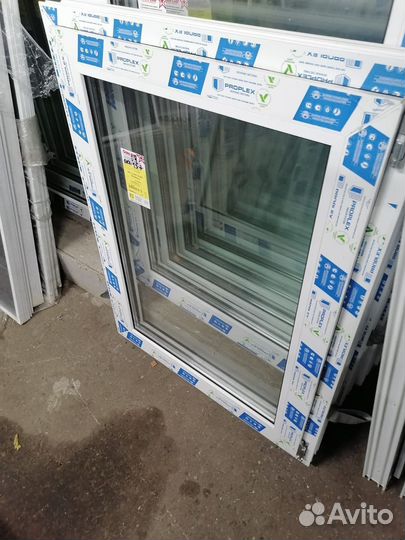 Пластиковые окна 80х140