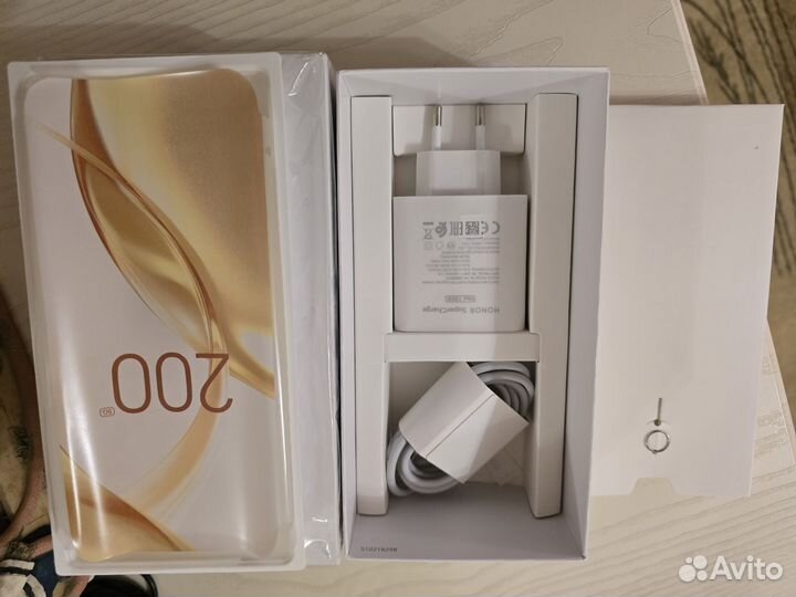 HONOR 200, 8/256 ГБ