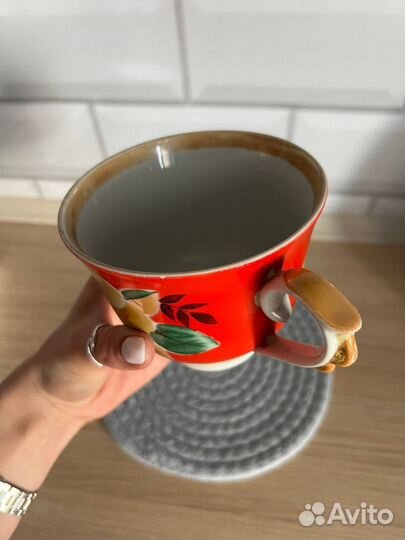 Чашки, бокал, рюмки