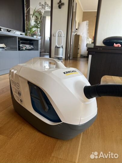 Пылесос Karcher с водяным фильтром DS6