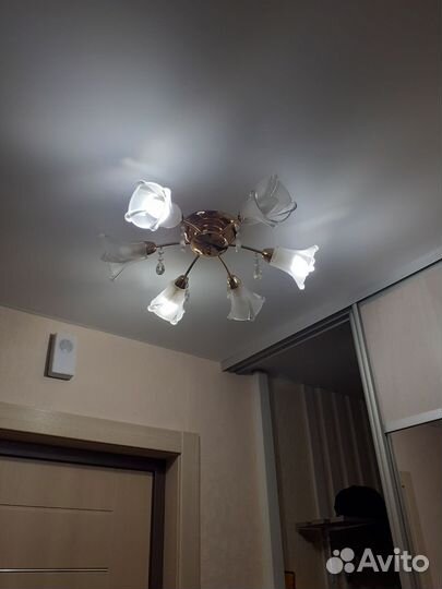 Люстра потолочная