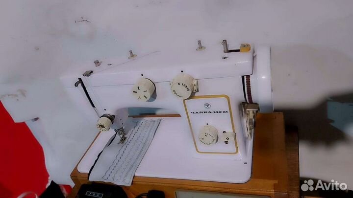 Швейная машинка 