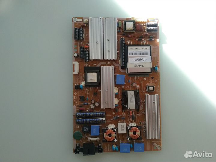 Разбор Samsung UE40D5520RW