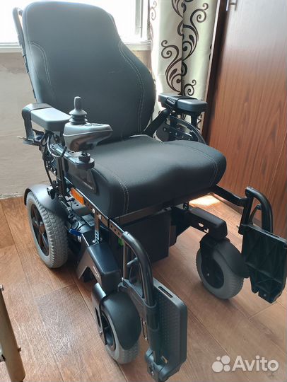Инвалидная электрическая коляска Отто бок