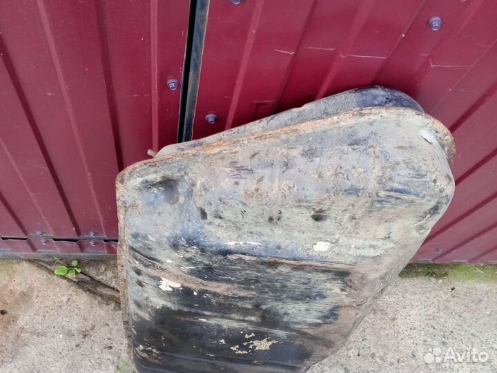 Карбюраторный бак Ваз 2108 09 13 14 15