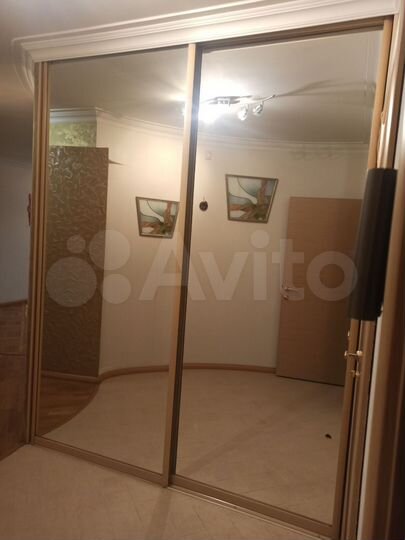 4-к. квартира, 136 м², 5/6 эт.