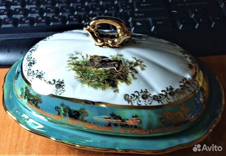 Чашка чайная. Охота зеленая Queen's Crown Чехия