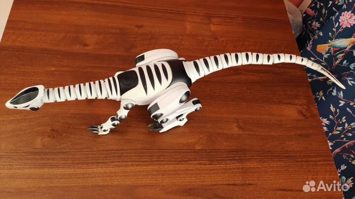 Робот Динозавр