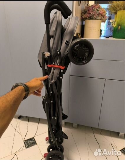 Коляска трость