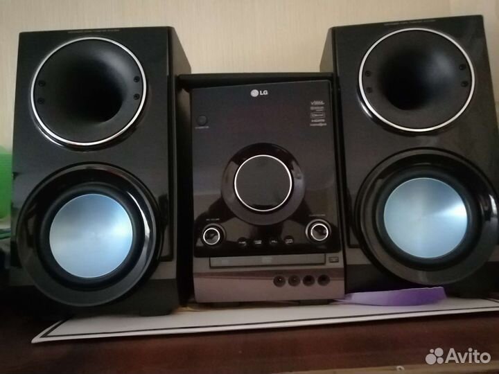 Музыкальный центр