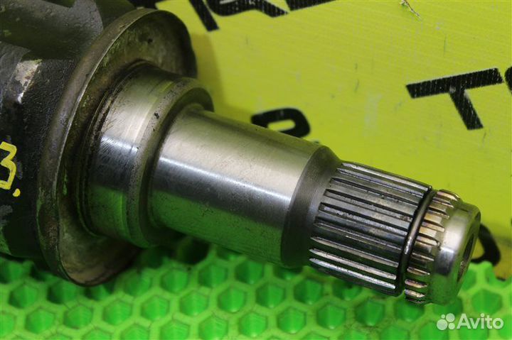 Шрус внутренний передний левый Toyota Camry MCV30