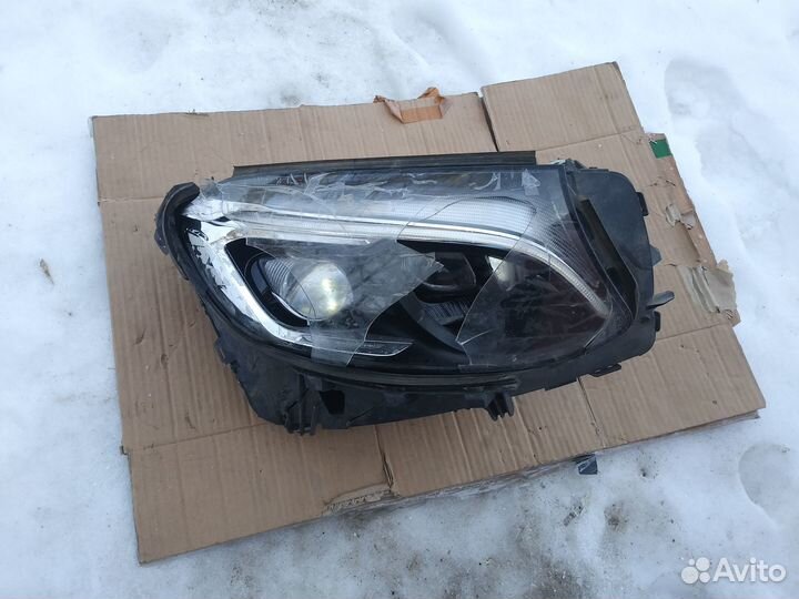 Фара правая Mercedes GLC X253
