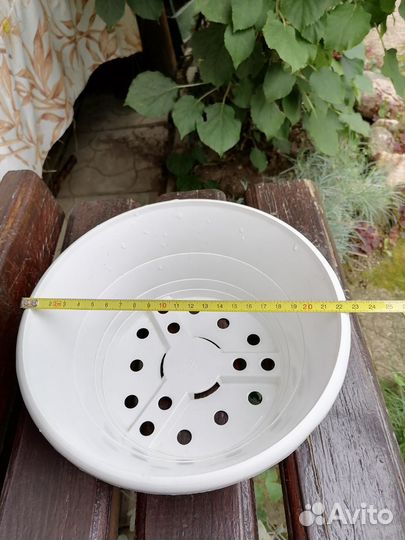 Горшки для цветов пластиковые б/у