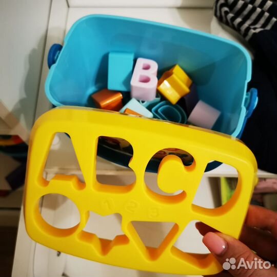 Развивающие игрушки