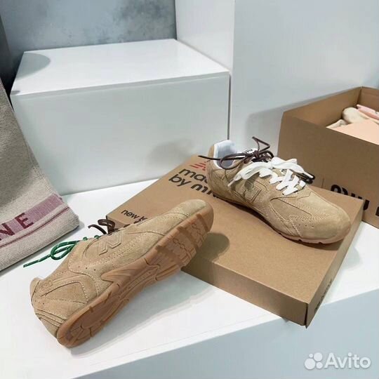 Кроссовки женские New Balance x Miu Miu