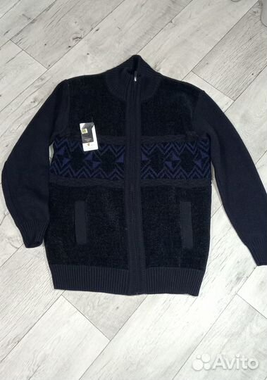 Продам джемпер