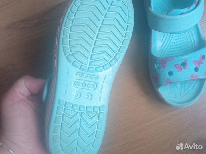 Сандали crocs для девочки