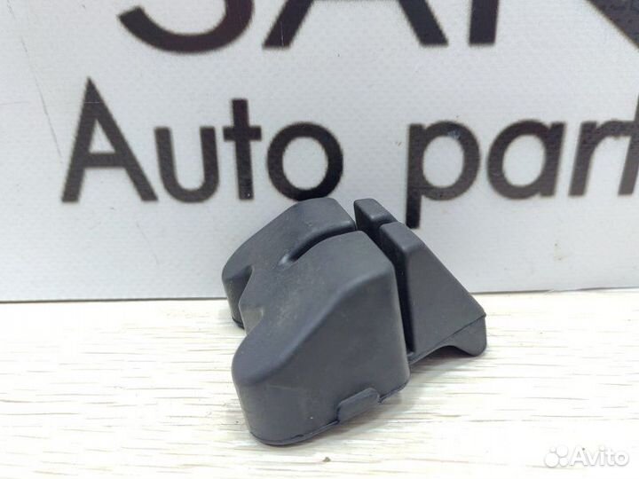 Подушка радиатора Bmw X5 E70 N62B48 2008