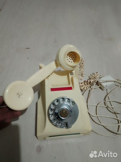 Старый телефон СССР