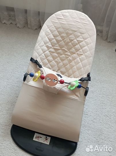 Шезлонг для новорожденных