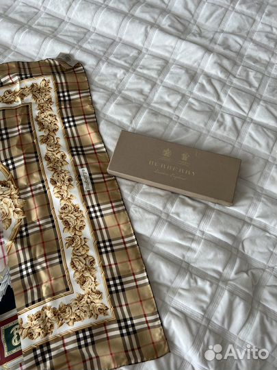 Burberry платок 90x90 шёлк