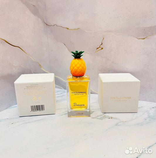 Dolce gabbana pineapple