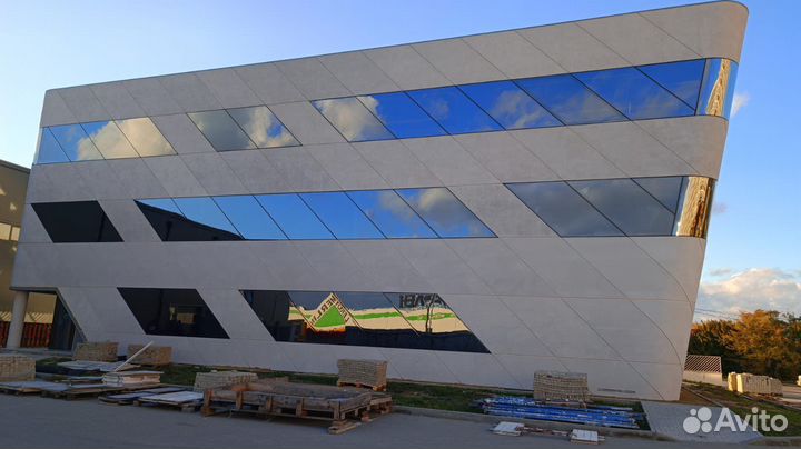 Тонировка окон,балкона,витрин.Бронирование стёкол