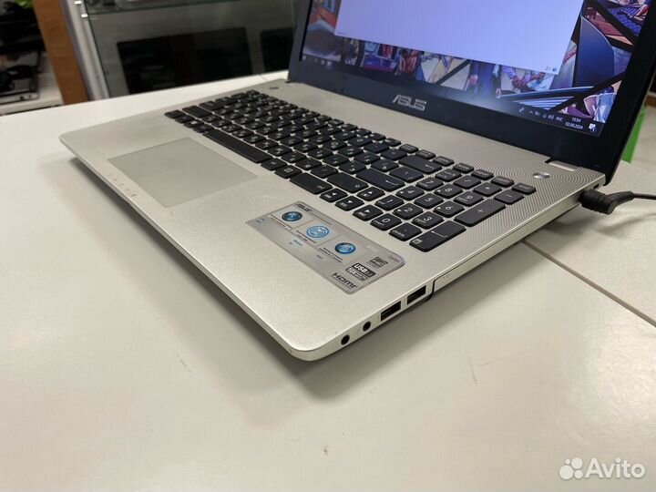 Asus 15.6 IPS/ Core i3-3110M 2.6GHz/ 10gb ram/ SSD